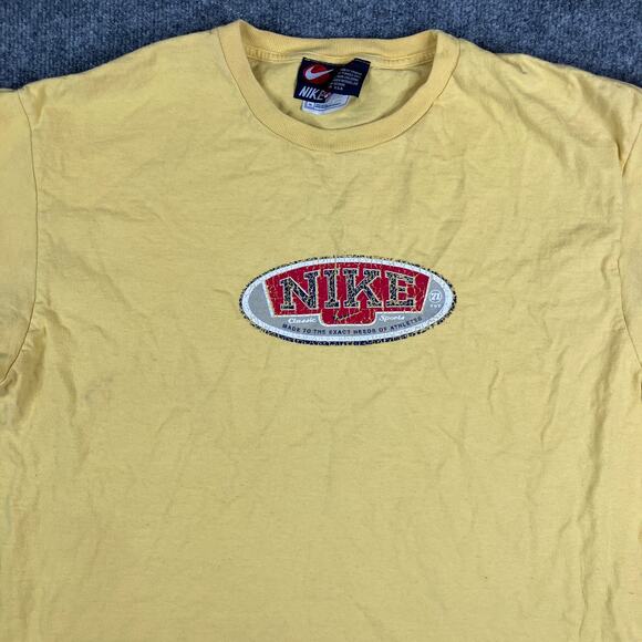 Nike T-Shirt Mens XL Yellow Vintage Logo Graphic Tee Embroidered Patch - Picture 1 of 8